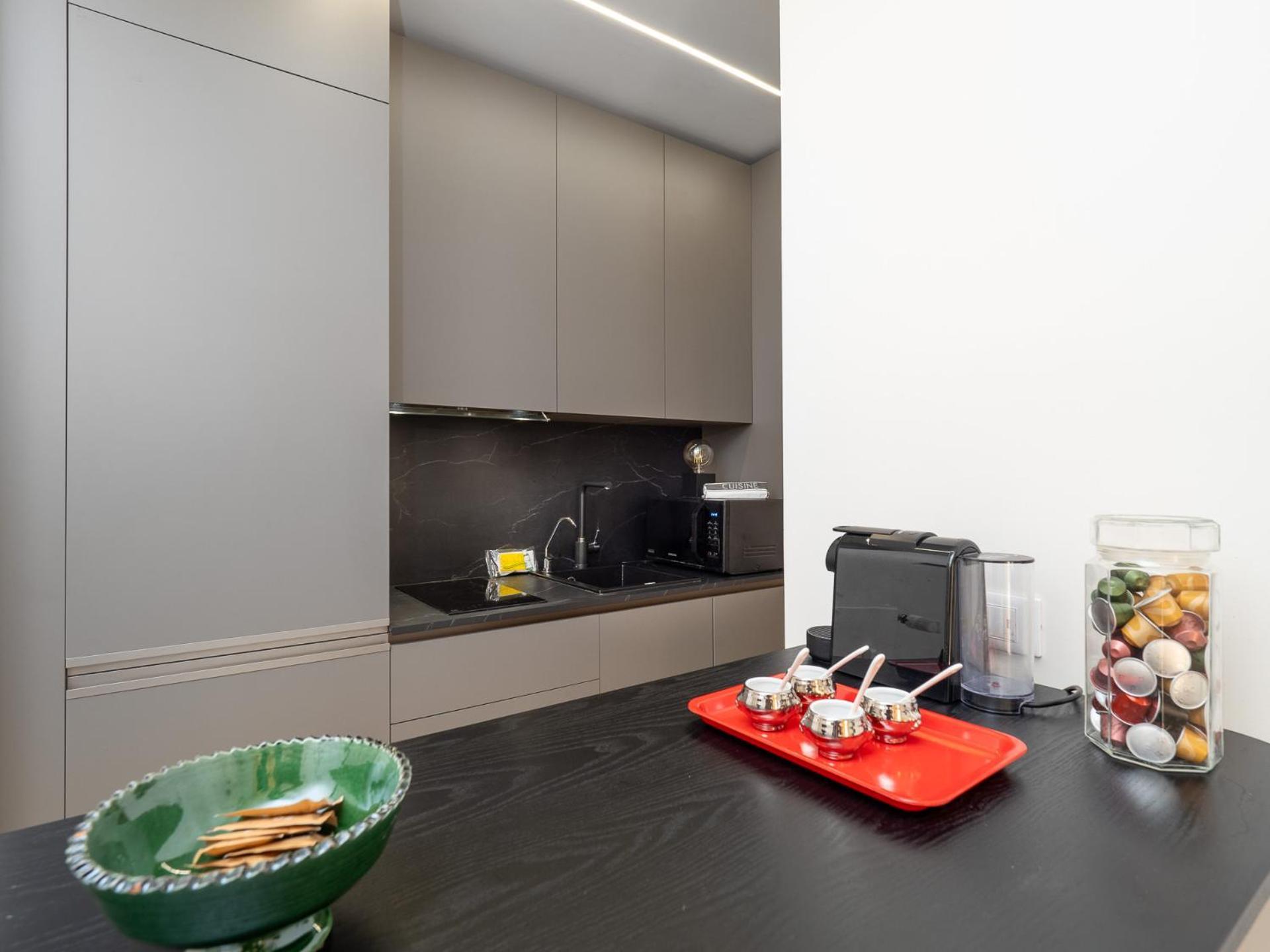 Apartament Stylish Flat With Balcony - 15 Min To Duomo Mediolan Zewnętrze zdjęcie